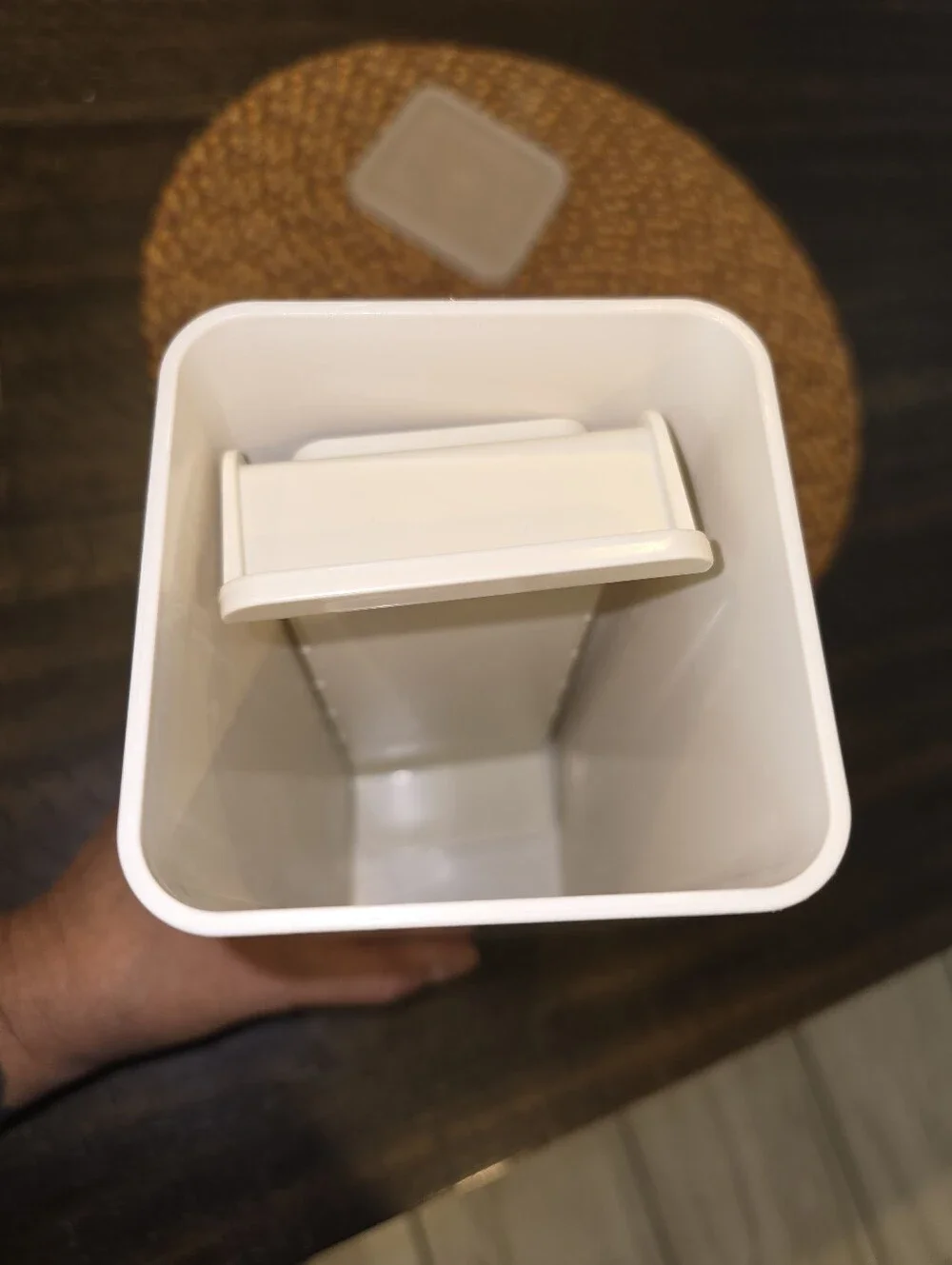 Vintage Tupperware Cheese/ Crackers Container